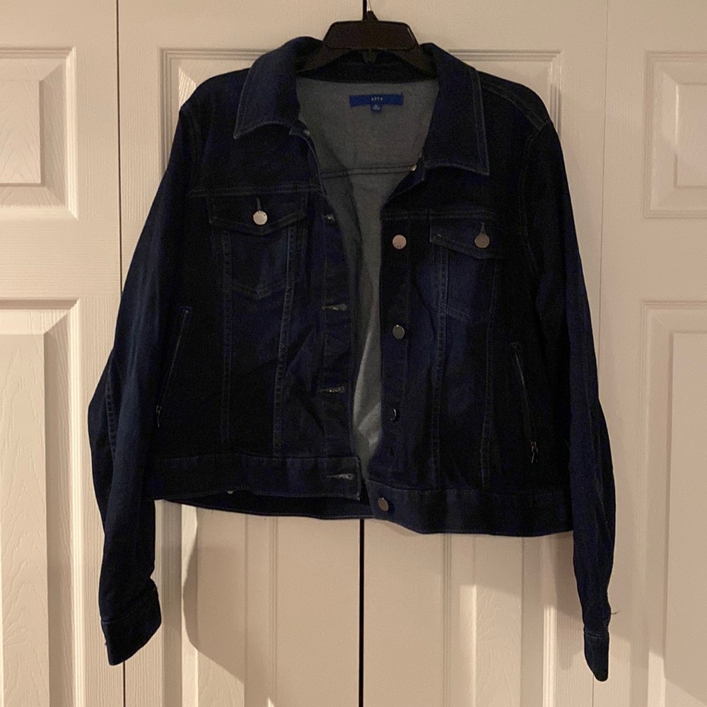 Apt 9 Jean Jacket. XL.